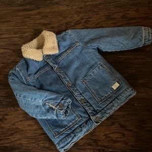 Brand:Zara Kids, Size: 18-24mo, Reversible. Item has been well kept.